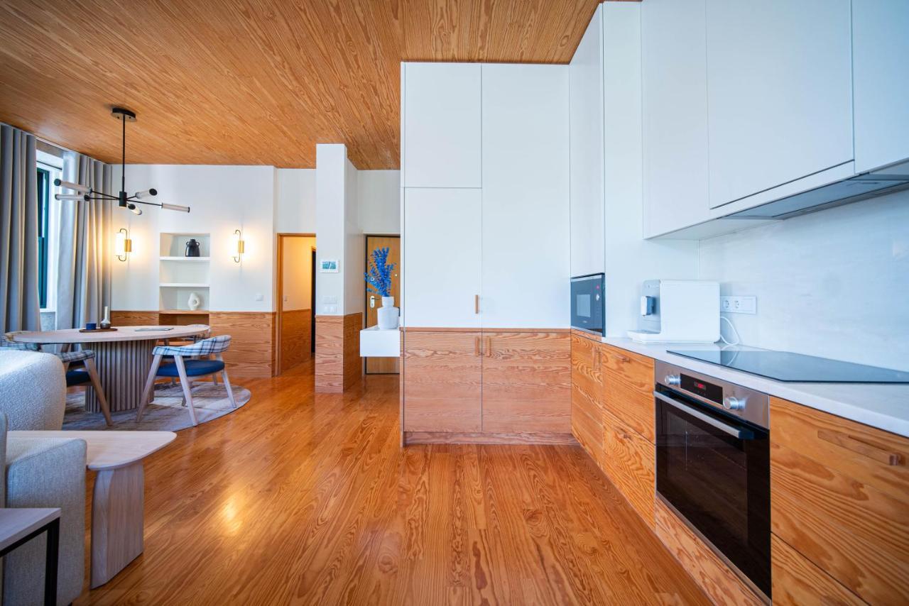 Joivy Elegant Apt Near Beach & City Centre * Oporto